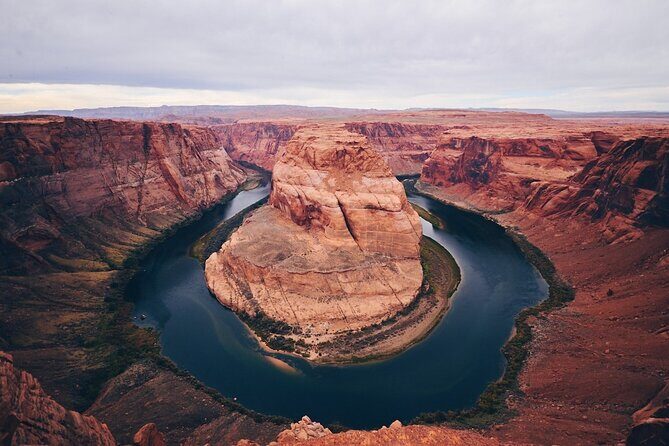 Antelope Canyon, Horseshoe Bend, Lake Powell Tour with Lunch - FAQ