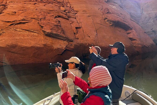 antelope-canyon-photo-boating-excursion-2-hours