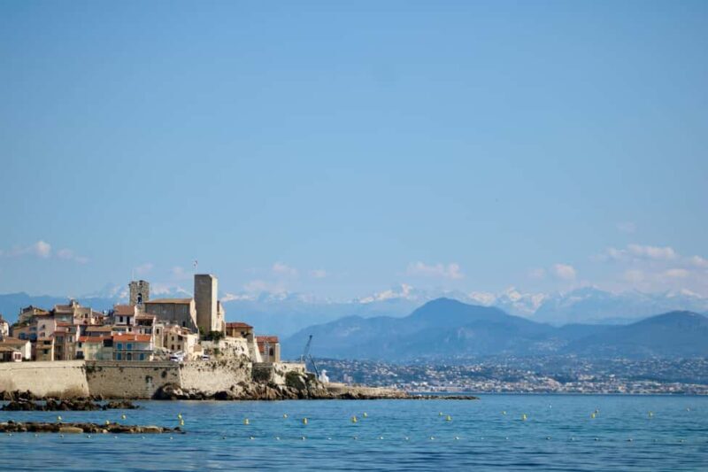 Antibes/Cannes/St Paul de Vence Half-day excursion with car & guide - Exploring the South of France: A Private Half-Day Tour of Antibes, Cannes, and Saint-Paul de Vence