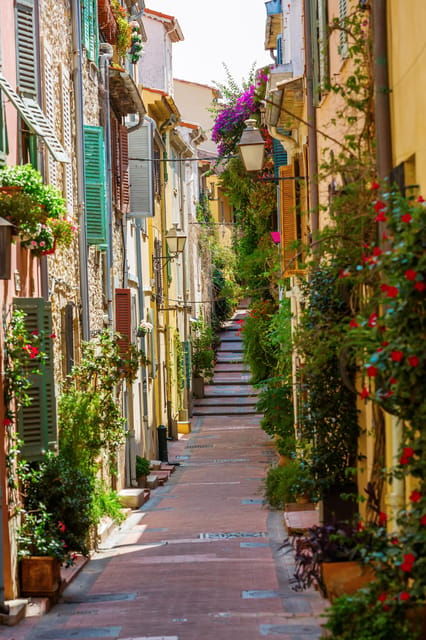 Antibes Walking Tour + little tasting and souvenir - Is This Tour Right for You?