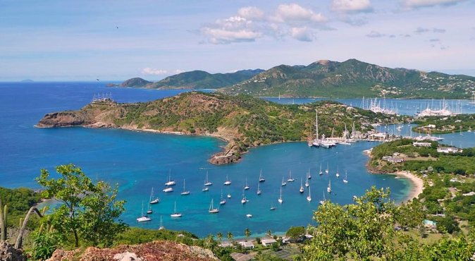 antigua-the-true-antiguan-experience-with-lunch-beverages