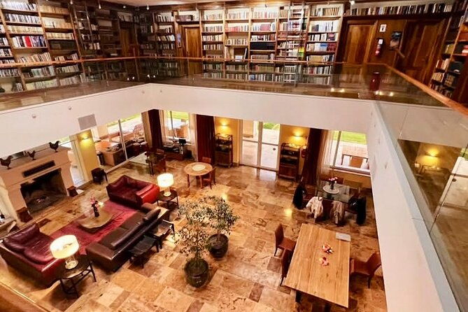 antucura-tandem-lunch-pool-day