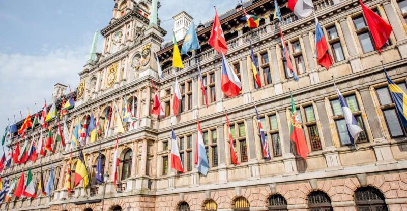 antwerp-express-walk-with-a-local-in-60-minutes