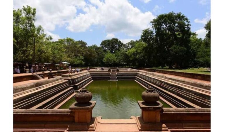 Anuradhapura: Tuk Tuk Tour with Temples & Hidden Stories - The Experience: Delving Into Anuradhapura’s Sacred and Hidden Treasures