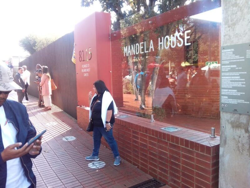 apartheid-museum-and-soweto-5-hours-private-tour