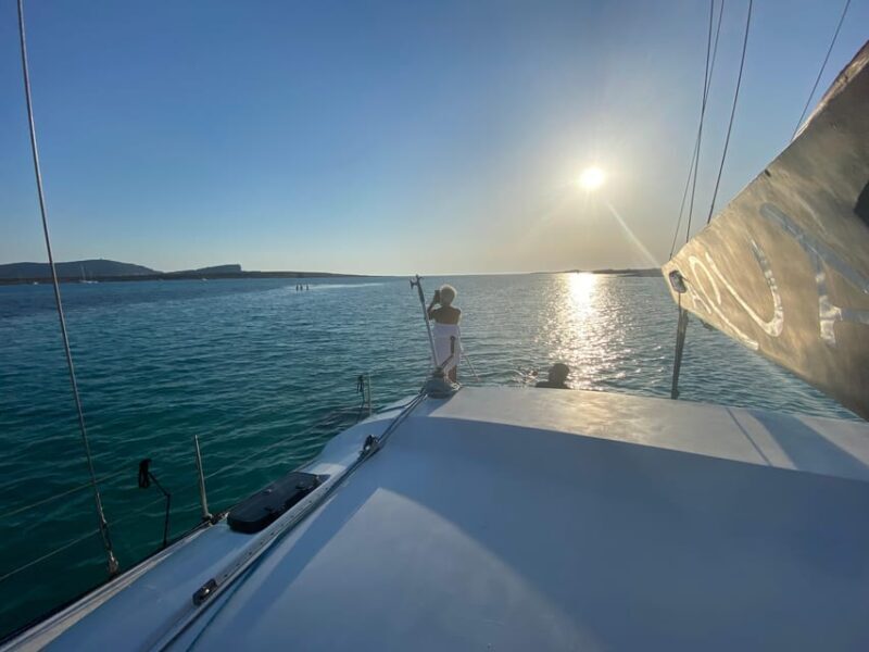 aperitifs at sunset on the Stintino catamaran burianaCharter - FAQs