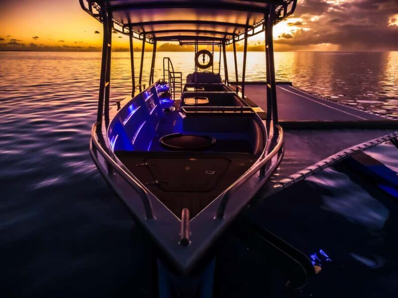 Apetahi day trip around Raiatea on a modern outrigger canoe - Price and Value