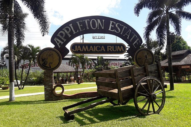 appleton-estate-rum-and-pelican-bar-private-tour-from-montego-bay