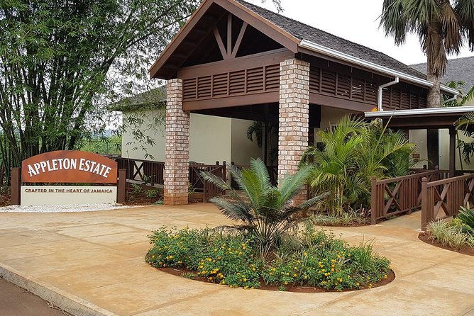 appleton-estate-rum-tour-and-tasting-from-kingston