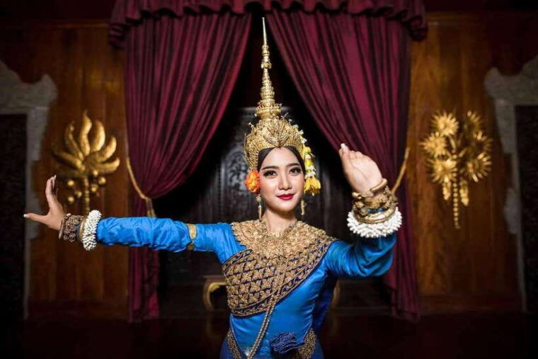 apsara-theater-performance-include-dinner-hotel-pick-up-2