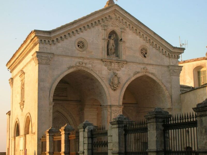 apulia-monte-santangelo-tour-with-guide