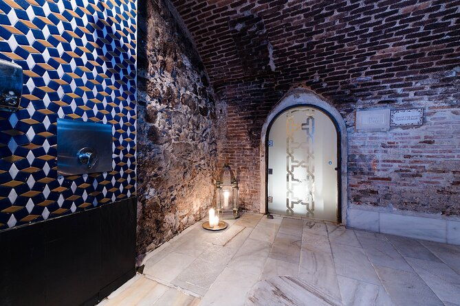 arabian-baths-and-60-min-massage-at-madrids-hammam-al-andalus