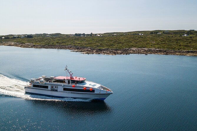 aran-islands-and-cliffs-of-moher-day-cruise-sailing-from-galway-city-docks