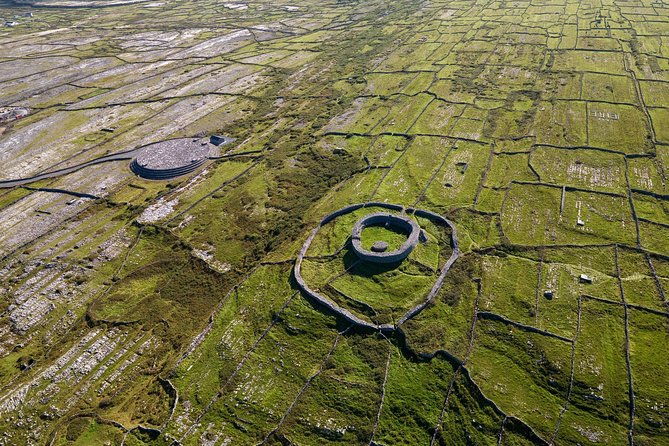 aran-islands-scenic-flight-and-galway-rail-tour-from-dublin