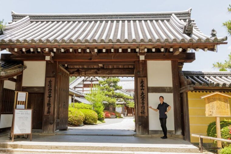 arashiyama-hidden-gems-walking-tour-escaping-crowds-2