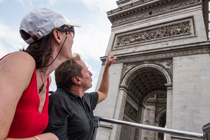arc-de-triomphe-hop-on-hop-off-bus-and-optional-river-cruise