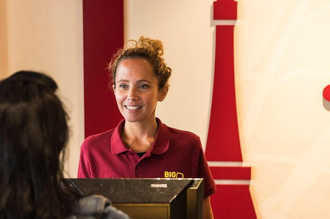 arc-de-triomphe-self-guided-ticket-big-bus-hop-on-hop-off