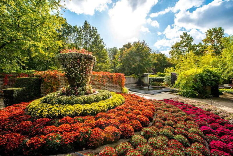 Arcen: Castle Gardens tickets - Key Points