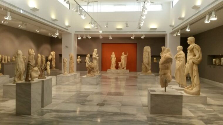 archaeological-museum-of-heraklion-guided-walking-tour