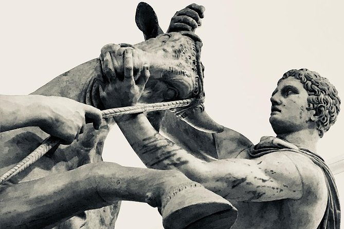 archaeological-museum-of-naples-with-archaeologist-private-tour-2