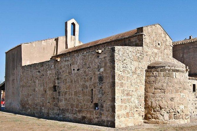 archaeological-tour-of-nora