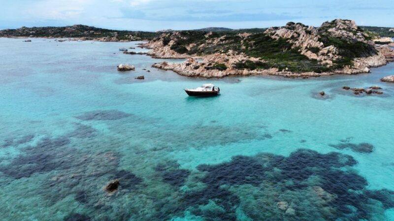 archipelago-of-la-maddalena-tour-in-motorboat