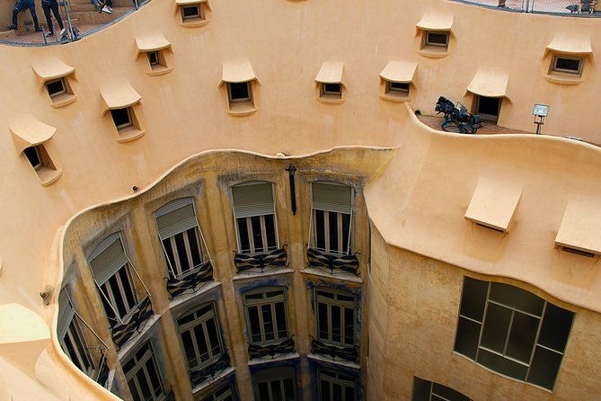 architectural-barcelona-private-tour-with-a-local-expert