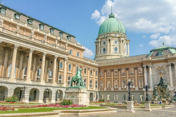 architectural-budapest-private-tour-with-a-local-expert