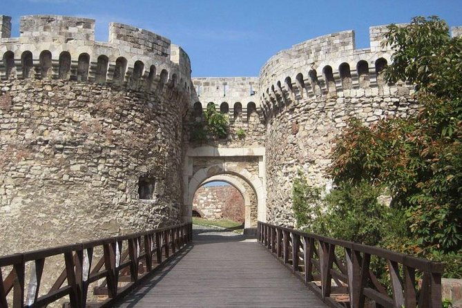 architecture-tour-of-skopje