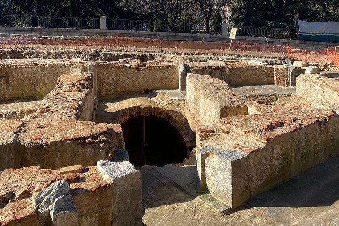 architecture-tour-old-madrid-from-the-arabs-to-the-borbons-trough-the-austrias