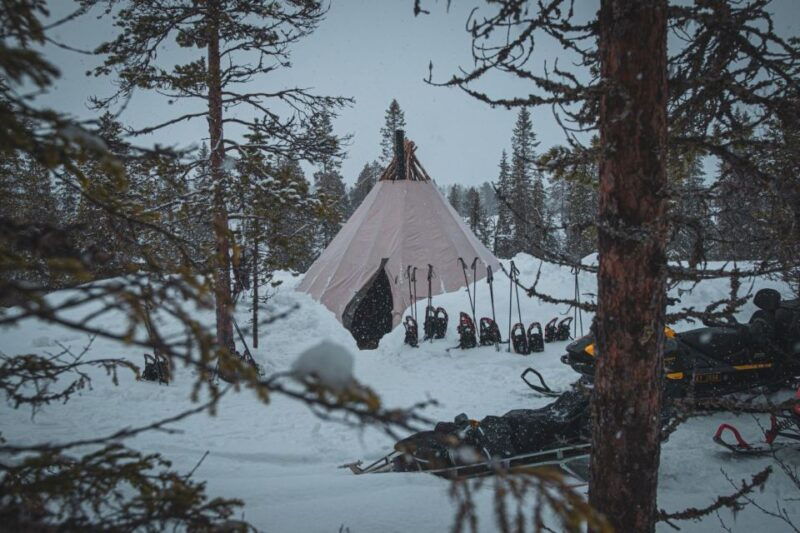 arctic-adventure-northern-lights-hunting-with-snowmobiles