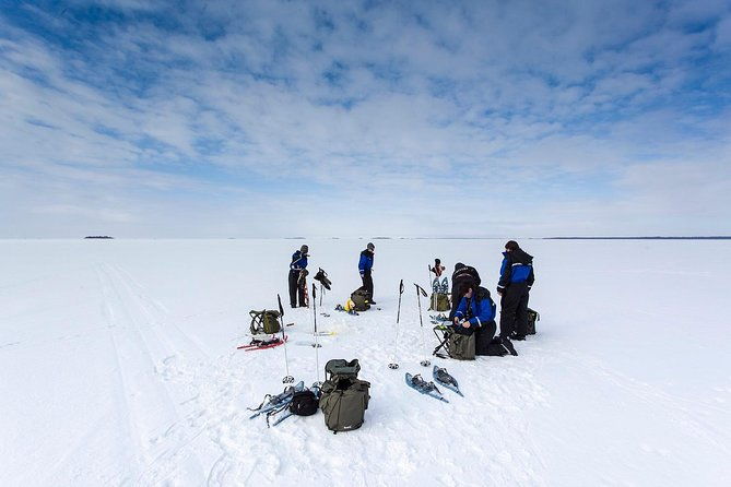 arctic-day-with-ice-fishing-and-floating-3