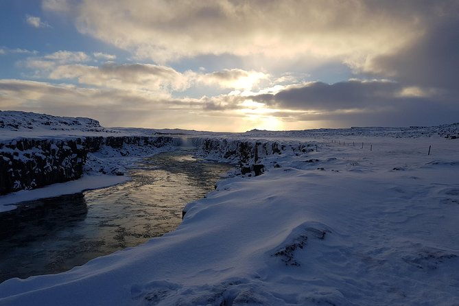 arctic-fox-travel-dettifoss-lake-myvatn-winter-private-super-jeep-tour
