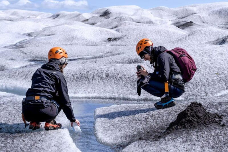arctic-glacier-hike-vatnajokull-glacier-4-hrs