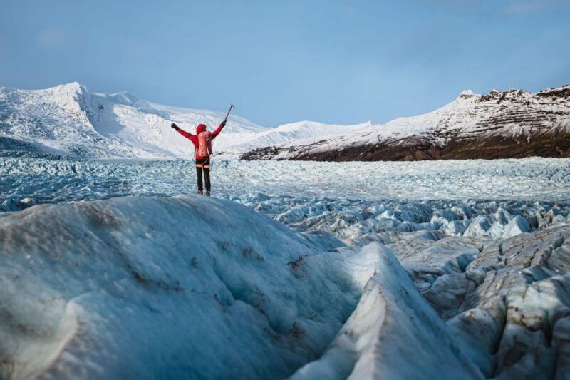 arctic-glacier-hike-vatnajokull-glacier-4-hrs