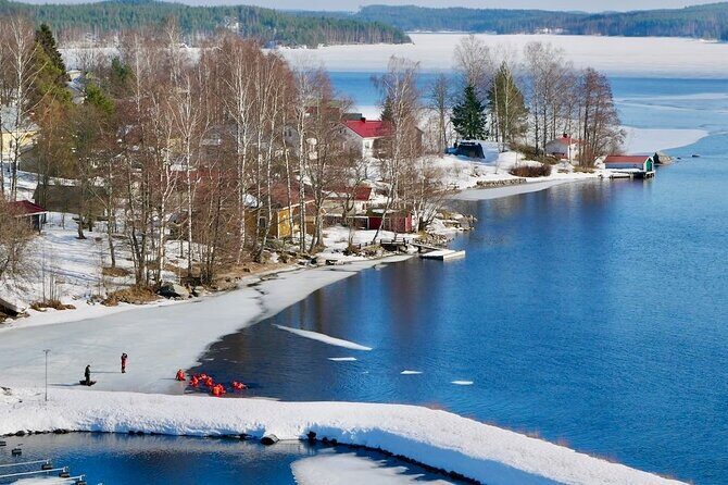 Arctic Ice floating in Puumala - What is the Arctic Ice Floating Tour in Puumala?