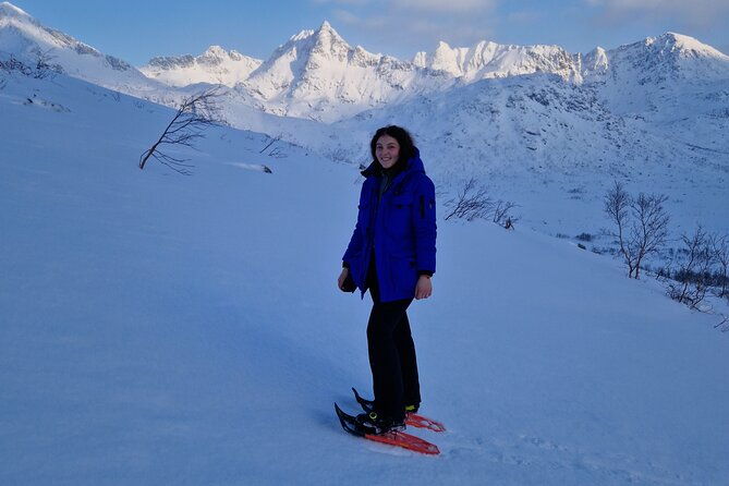 arctic-snowshoe-hike-in-norway