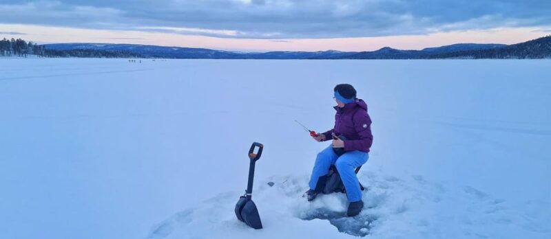arctic-tent-sauna-experience-with-ice-swimming