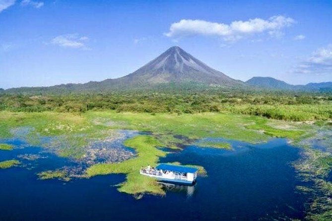 arenal-lake-boat-tour