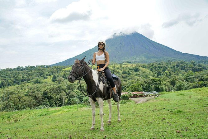 arenal-river-tubing-horseback-riding-adventure