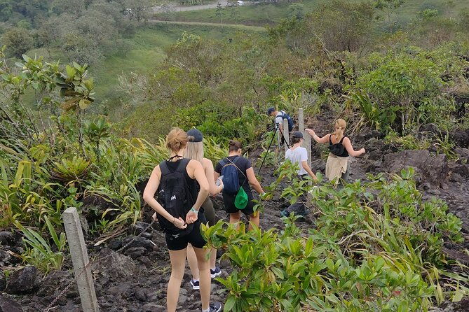 arenal-volcano-hike-la-fortuna