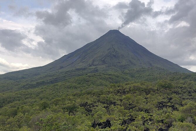 arenal-volcano-hike-la-fortuna