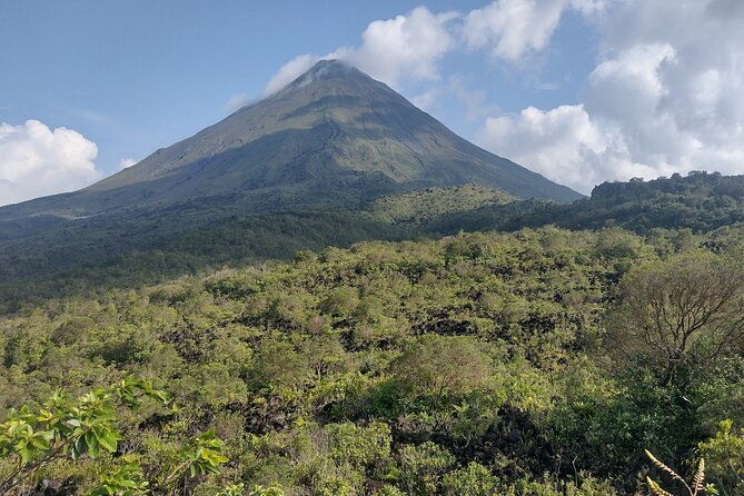 arenal-volcano-hike-la-fortuna