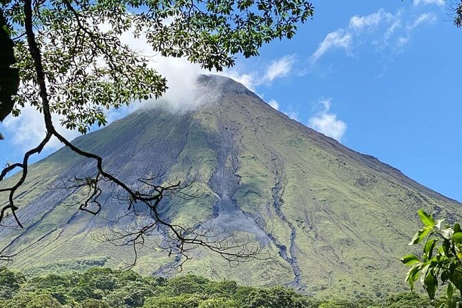 arenal-volcano-hike-tour