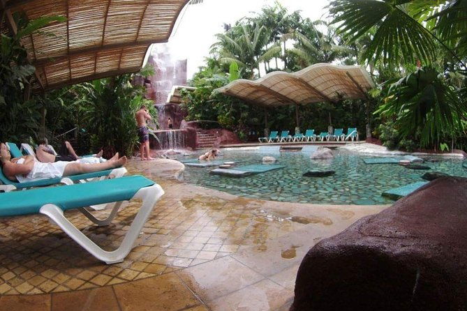 arenal-volcano-zipline-baldi-hot-springs-private-tour