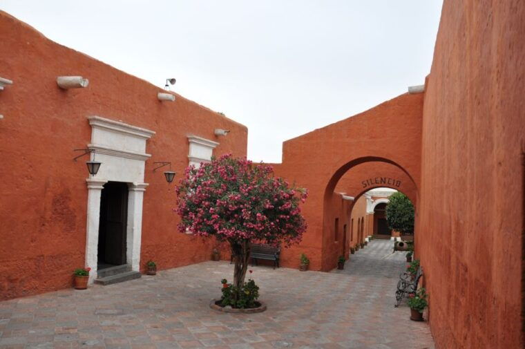 arequipa-private-city-tour-and-santa-catalina-monastery