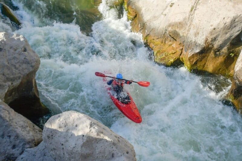 arequipa-rafting-on-the-chili-river-2