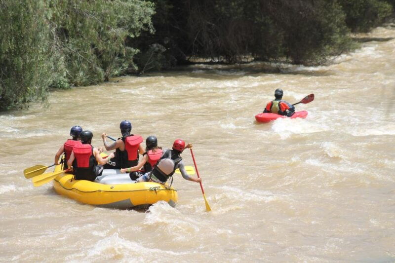 arequipa-rafting-on-the-chili-river-full-adrenaline