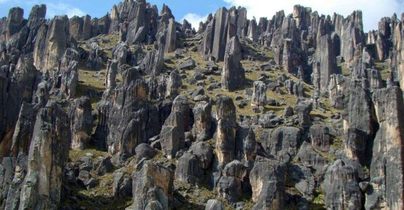 arequipa-tour-to-the-pillones-waterfalls-and-stone-forest