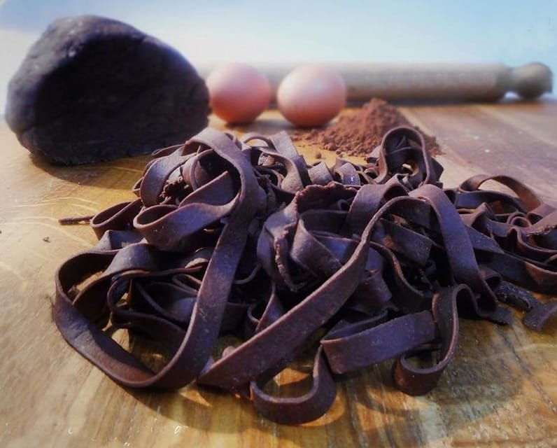 arezzo-colorful-tagliatelle-and-ravioli-home-cooking-class